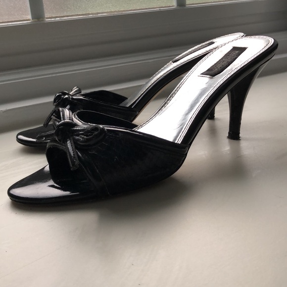 White House Black Market WHBM LANA HEELS BOW TIE - Picture 2 of 7